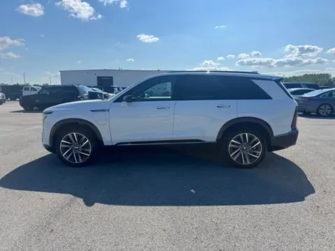 More photos of 2027 Cadillac VISTIQ Sport at Braden Cadillac GMC, OH