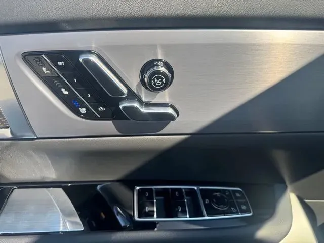 Cadillac Vistiq photo 13