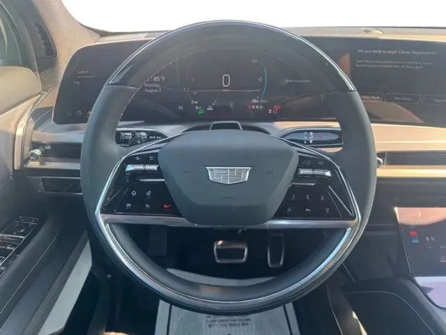 Cadillac Vistiq photo 25