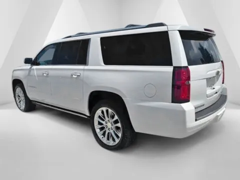 More photos of 2019 Chevrolet Suburban Premier at Braden Cadillac GMC, OH