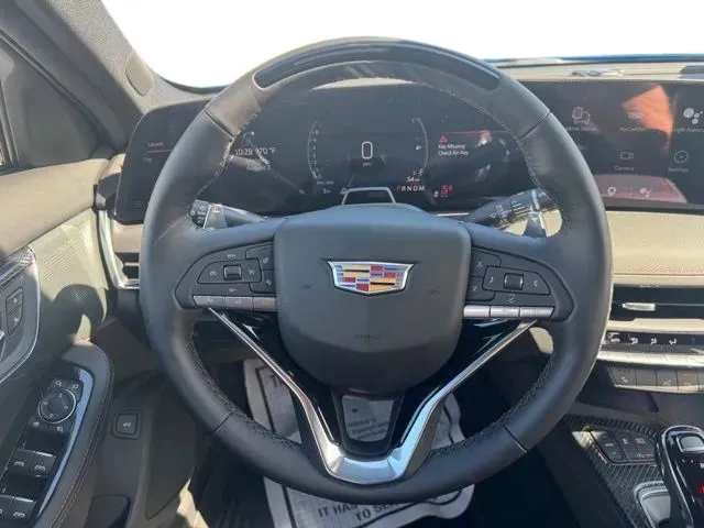 Cadillac CT5 photo 23