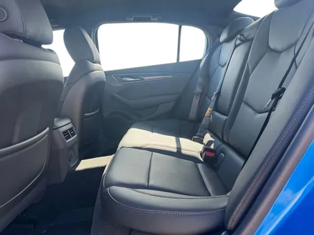 Cadillac CT5 photo 17