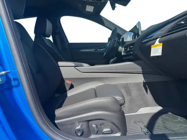 Cadillac CT5 photo 13