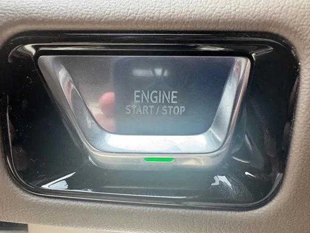 GMC Yukon XL photo 26