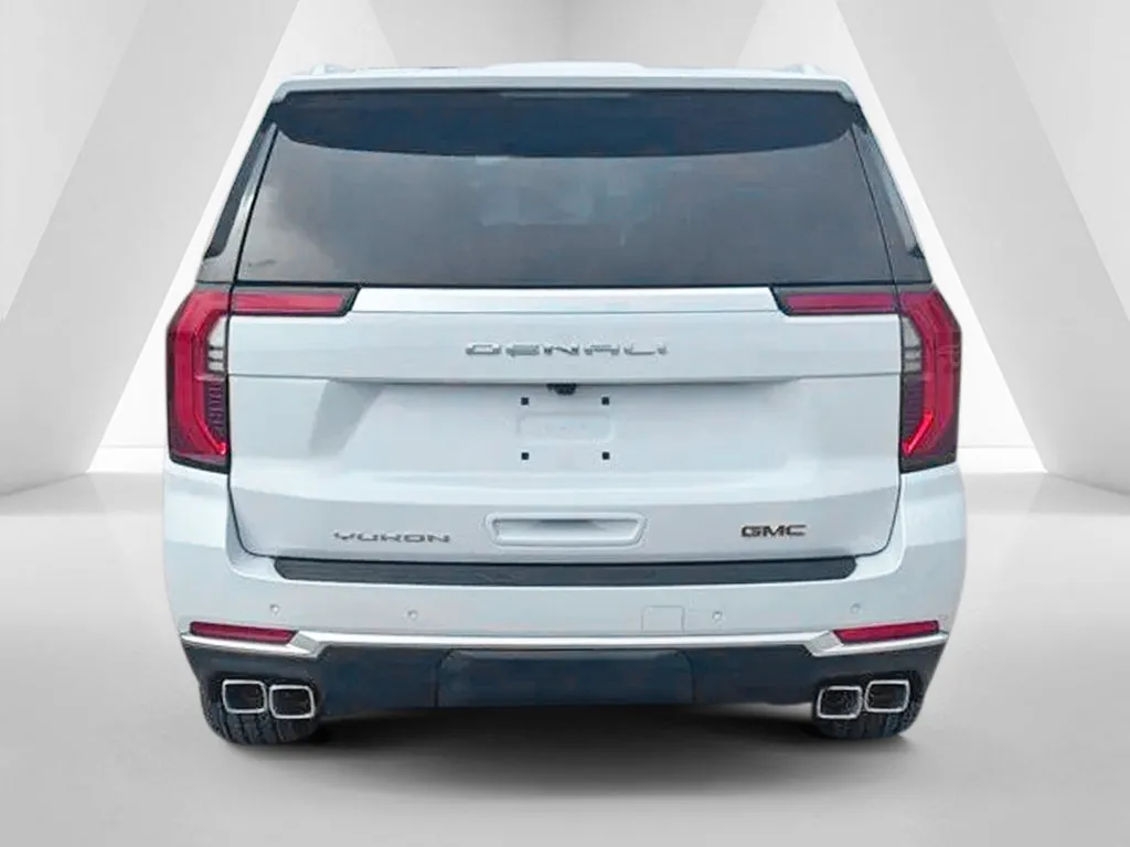 GMC Yukon XL photo 6
