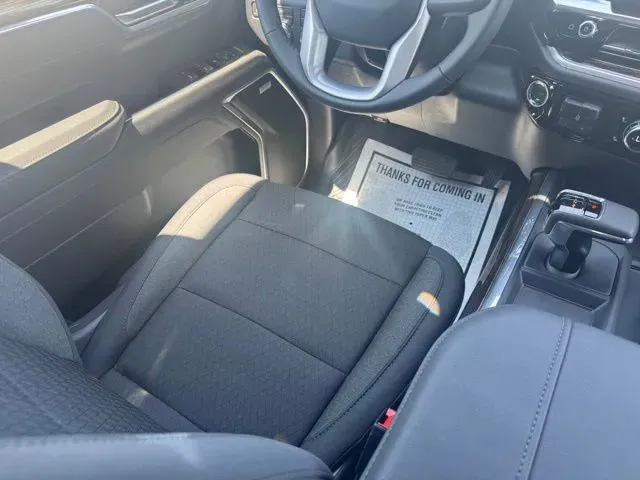 GMC Sierra photo 21