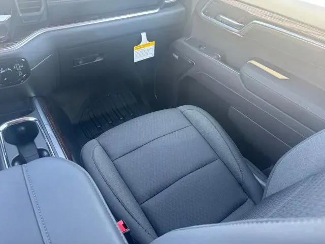 GMC Sierra photo 20