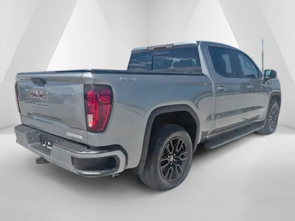 GMC Sierra photo 7