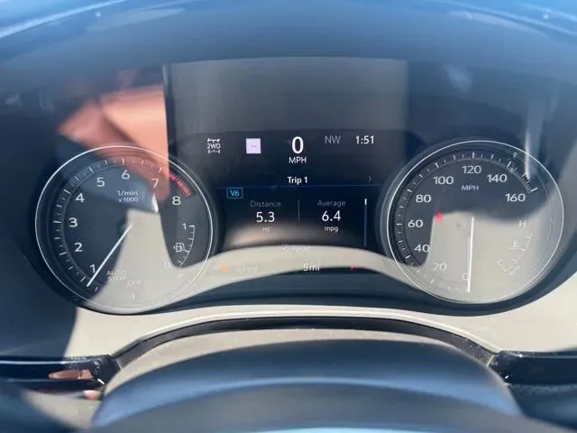 Cadillac XT5 photo 24