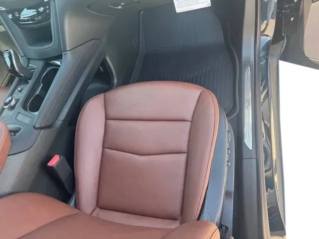 Cadillac XT5 photo 14