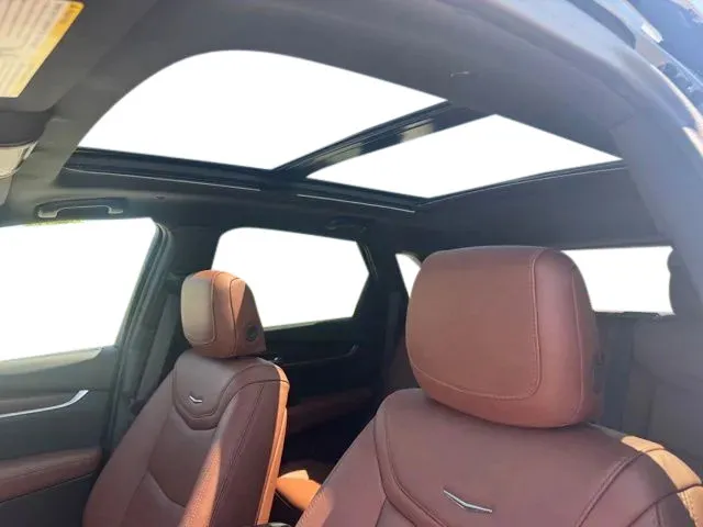 Cadillac XT5 photo 10