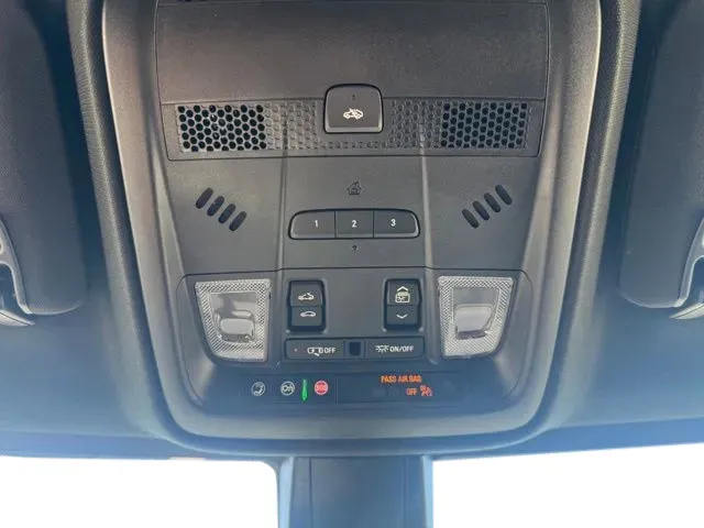 Cadillac XT5 photo 28