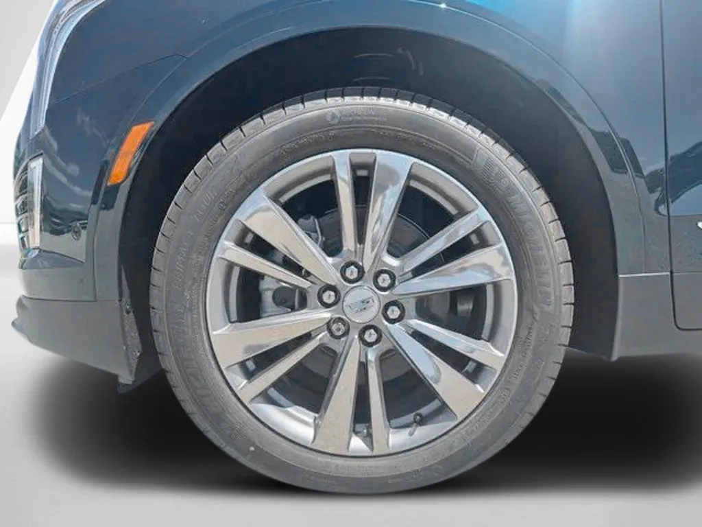 Cadillac XT5 photo 30
