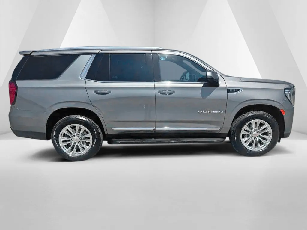 GMC Yukon photo 8
