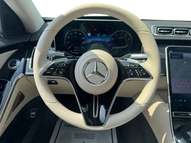 Mercedes-Benz S-Class photo 25