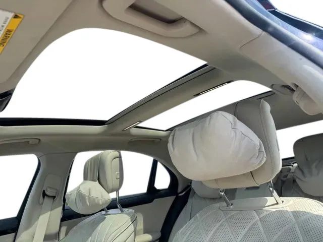 Mercedes-Benz S-Class photo 11