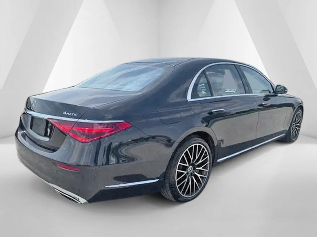Mercedes-Benz S-Class photo 7