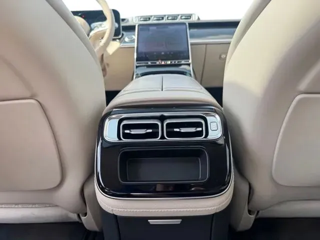 Mercedes-Benz S-Class photo 21