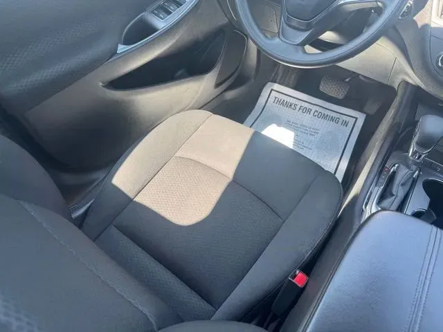 Chevrolet Malibu photo 21