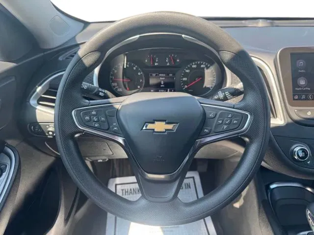 Chevrolet Malibu photo 23