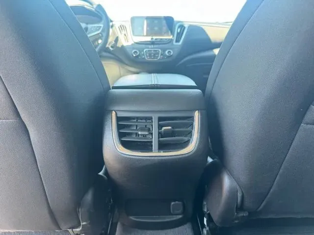 Chevrolet Malibu photo 19