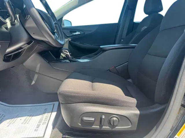Chevrolet Malibu photo 9