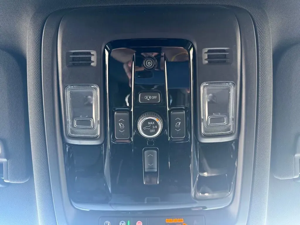 GMC Yukon photo 30