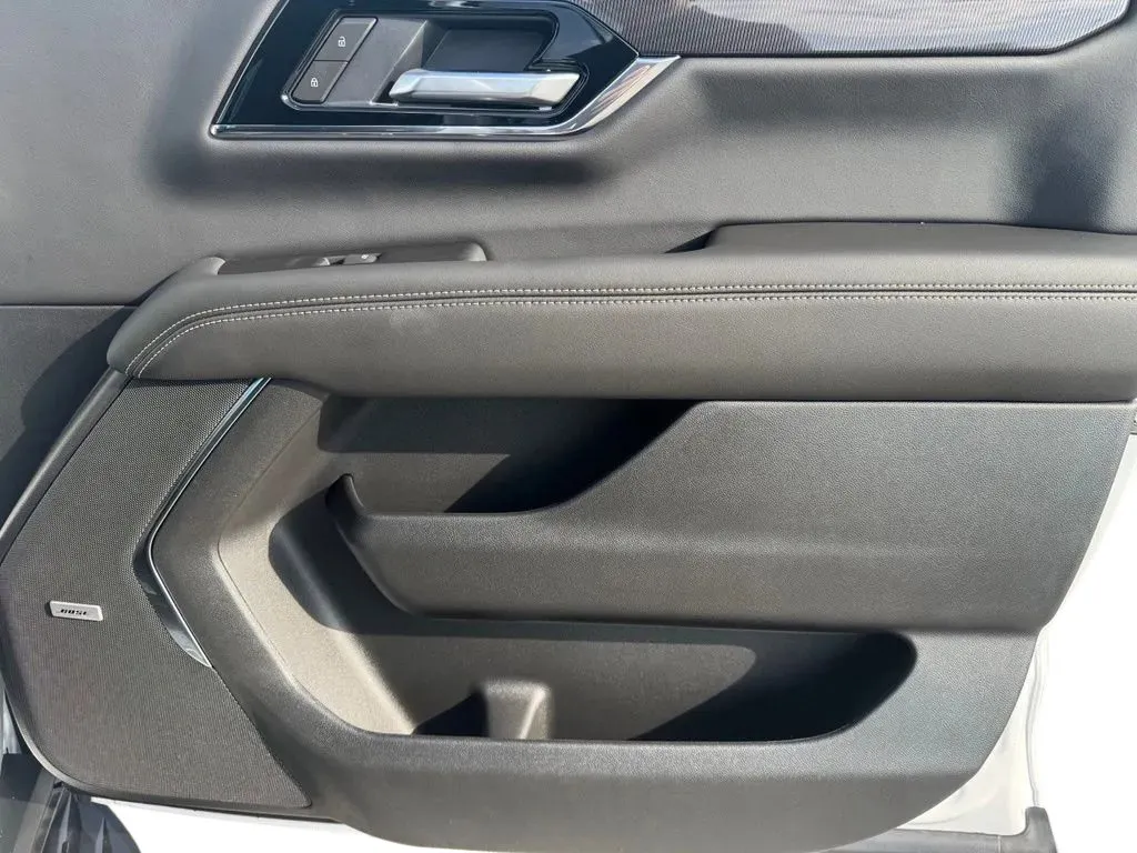 GMC Yukon photo 15
