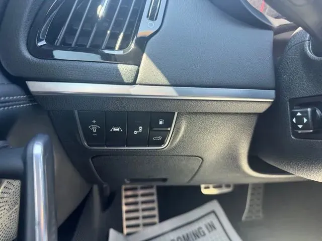Kia Stinger photo 23
