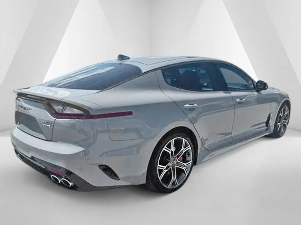 Kia Stinger photo 7