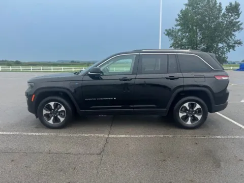 More photos of 2024 Jeep Grand Cherokee 4xe at Braden Cadillac GMC, OH