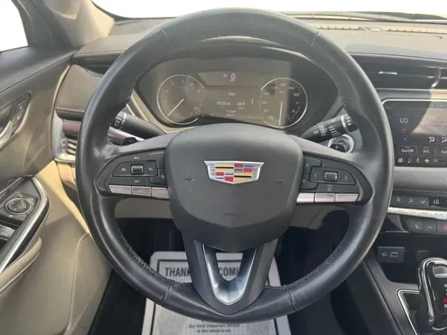 Cadillac XT4 photo 23