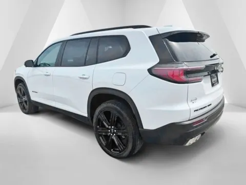 More photos of 2027 GMC Acadia Elevation at Braden Cadillac GMC, OH