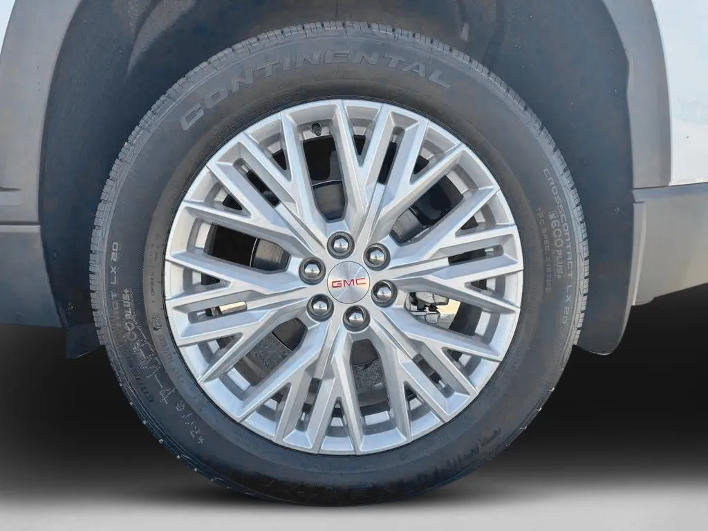 GMC Acadia photo 28