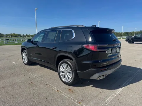 More photos of 2027 GMC Acadia Elevation at Braden Cadillac GMC, OH