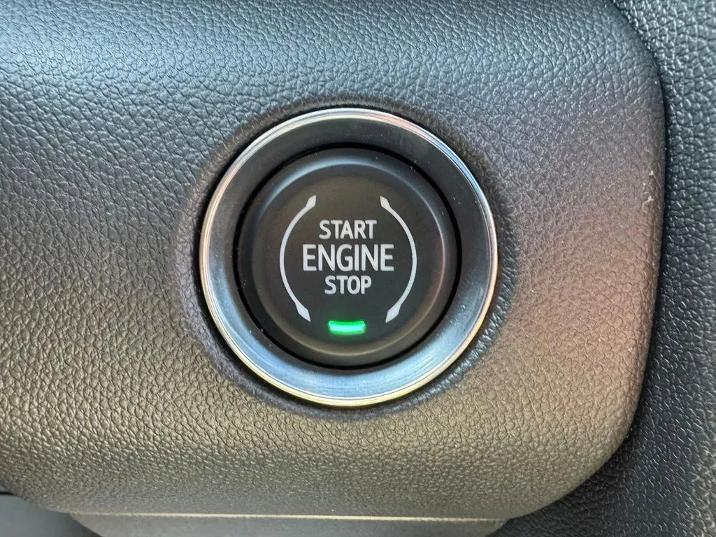GMC Acadia photo 26
