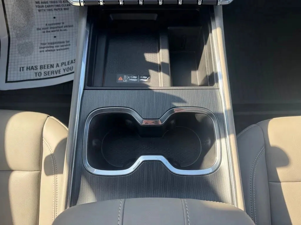GMC Acadia photo 27