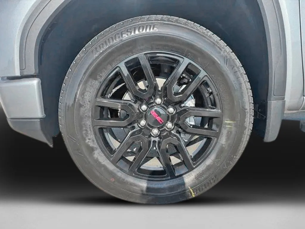 GMC Sierra photo 36