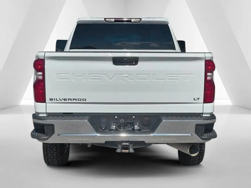 Chevrolet Silverado photo 6