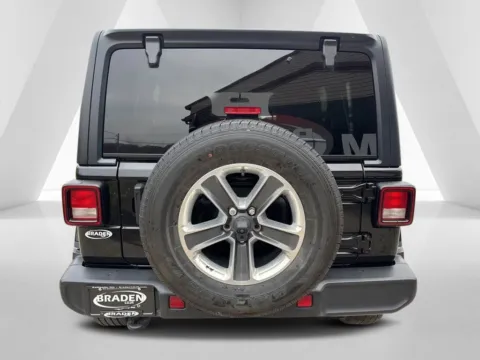 More photos of 2021 Jeep Wrangler Unlimited Sahara at Braden Cadillac GMC, OH