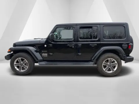 More photos of 2021 Jeep Wrangler Unlimited Sahara at Braden Cadillac GMC, OH