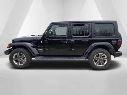 More photos of 2021 Jeep Wrangler Unlimited Sahara at Braden Cadillac GMC, OH