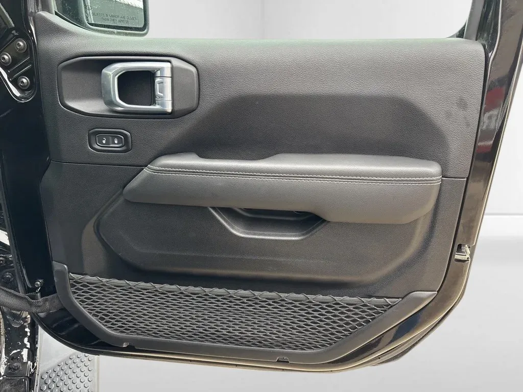 2021 Jeep Wrangler Unlimited Sahara - Photo 29