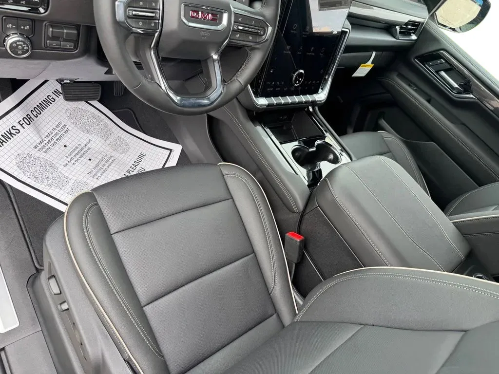 GMC Yukon photo 10