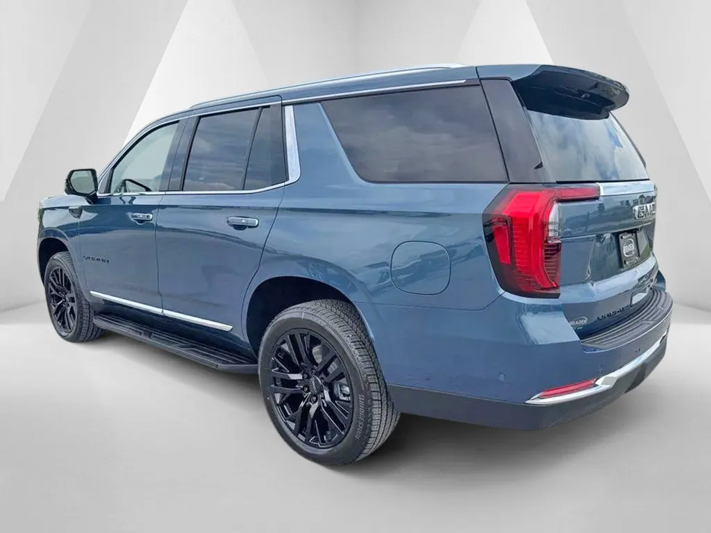 GMC Yukon photo 5