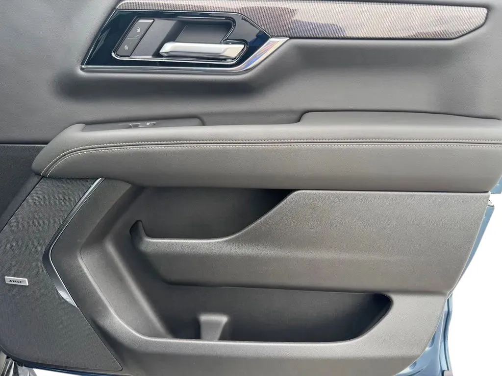 GMC Yukon photo 16