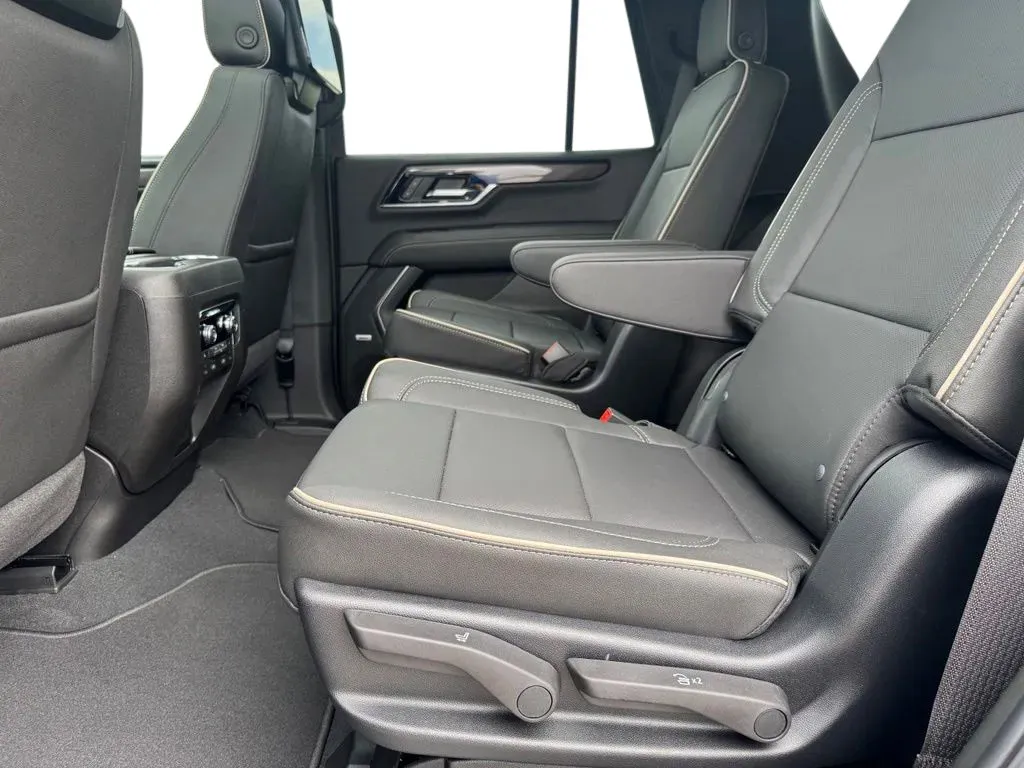 GMC Yukon photo 18