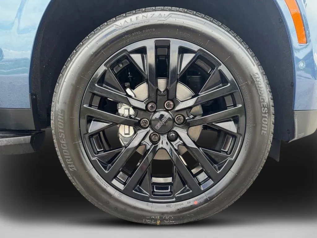 GMC Yukon photo 35