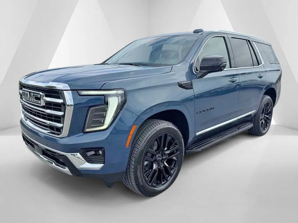 GMC Yukon photo 3