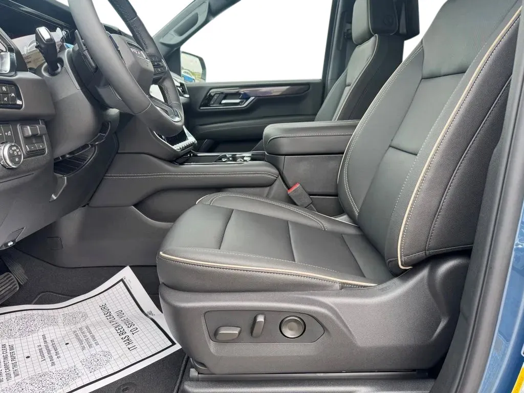 GMC Yukon photo 9
